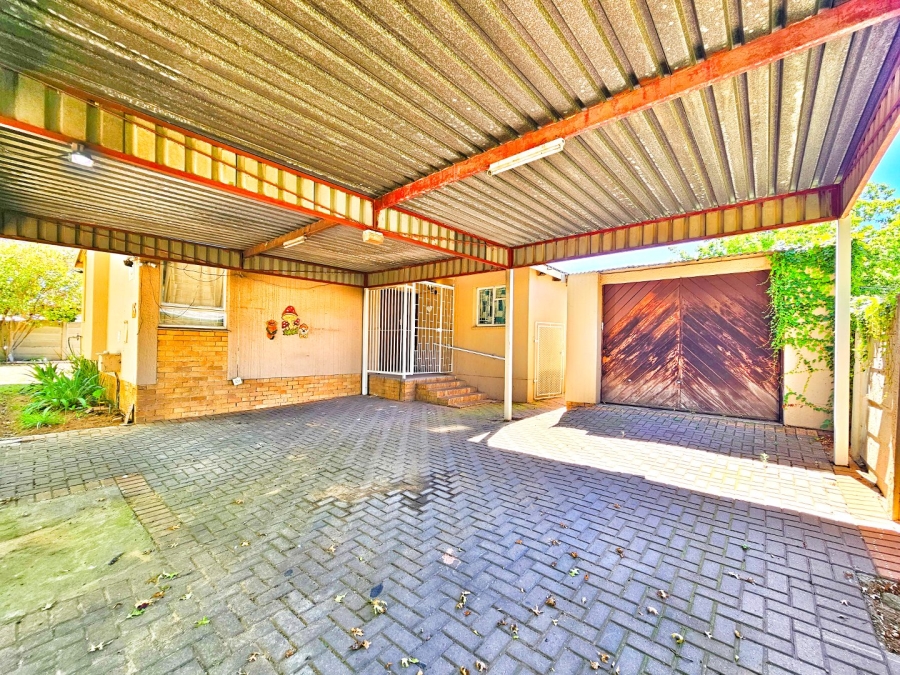 4 Bedroom Property for Sale in Sasolburg Free State